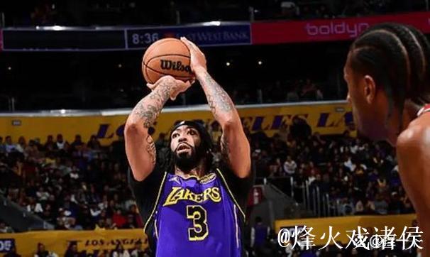 詹姆斯三双爆发浓眉29+16 湖人碾压奇才迎来11连败