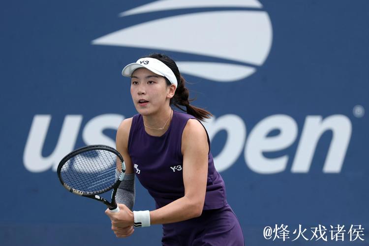 王欣瑜2-1逆转麦克纳莉 迎来新赛季首胜 王欣瑜2-1逆转麦克纳莉 迎来新赛季首胜